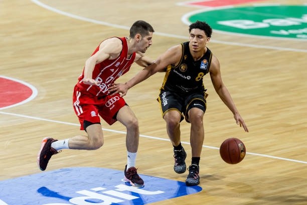 员的发挥甚 员的发挥甚