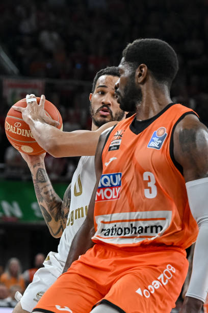 现了其独到 现了其独到